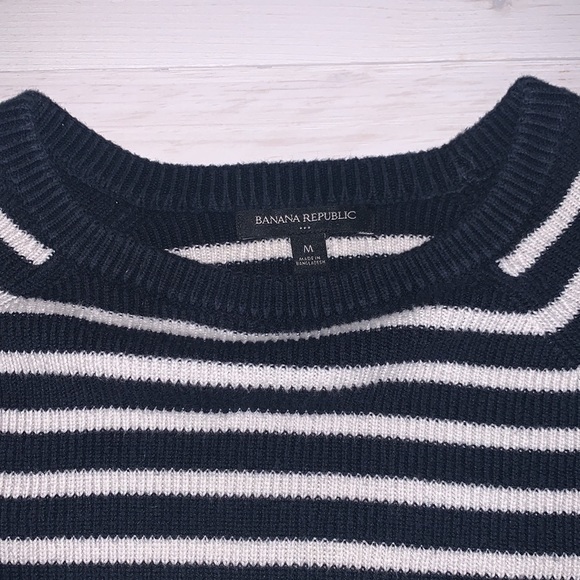 Banana republic sweater - Picture 3 of 3